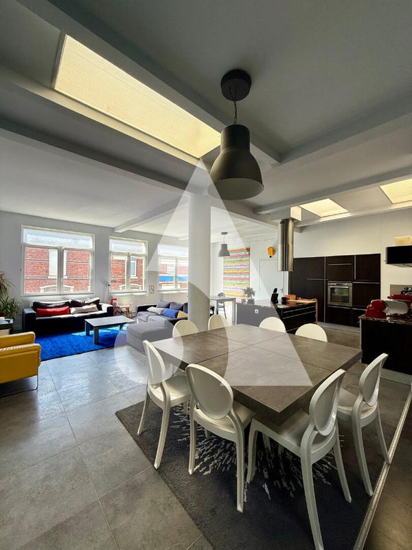 Appartement - 202 m² - 5 pièces