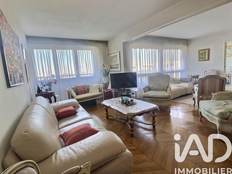 Appartement - 93 m² - 4 pièces