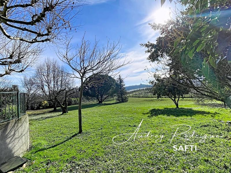 Maison de maîtres - 180 m² - 6 pièces