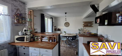 Maison - 135 m² - 7 pièces