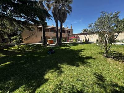 Villa - 400 m² - 9 pièces