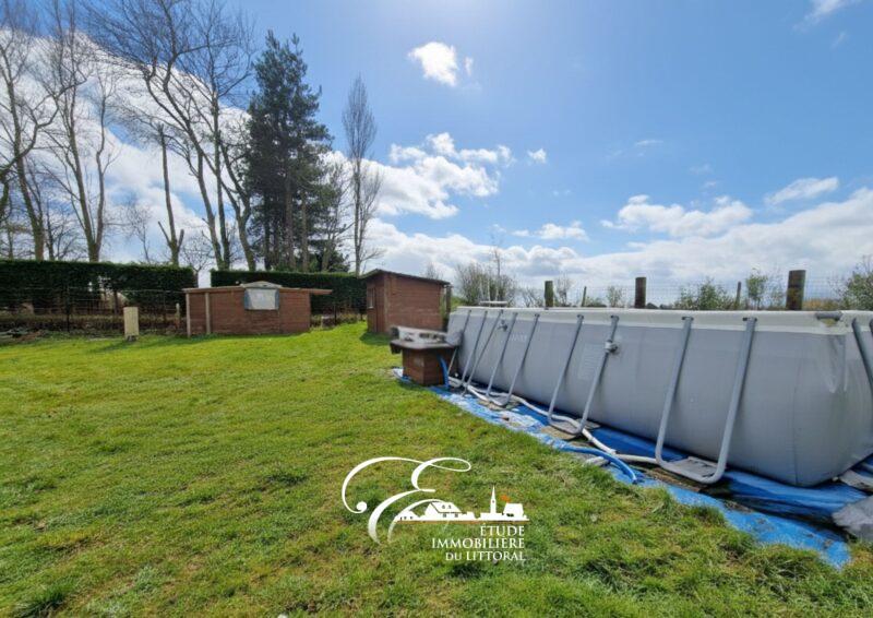 Terrain de loisirs - 1 900 m²