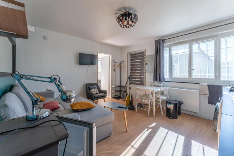 Maison de maîtres - 220 m² - 8 pièces