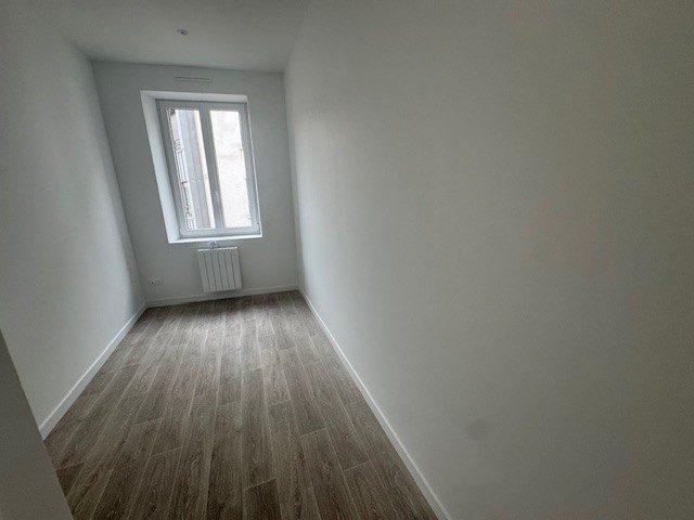 Appartement - 99 m² - 4 pièces