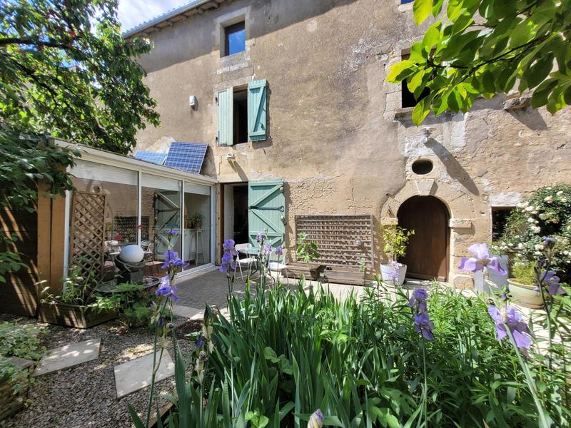 Maison - 92 m² - 3 pièces