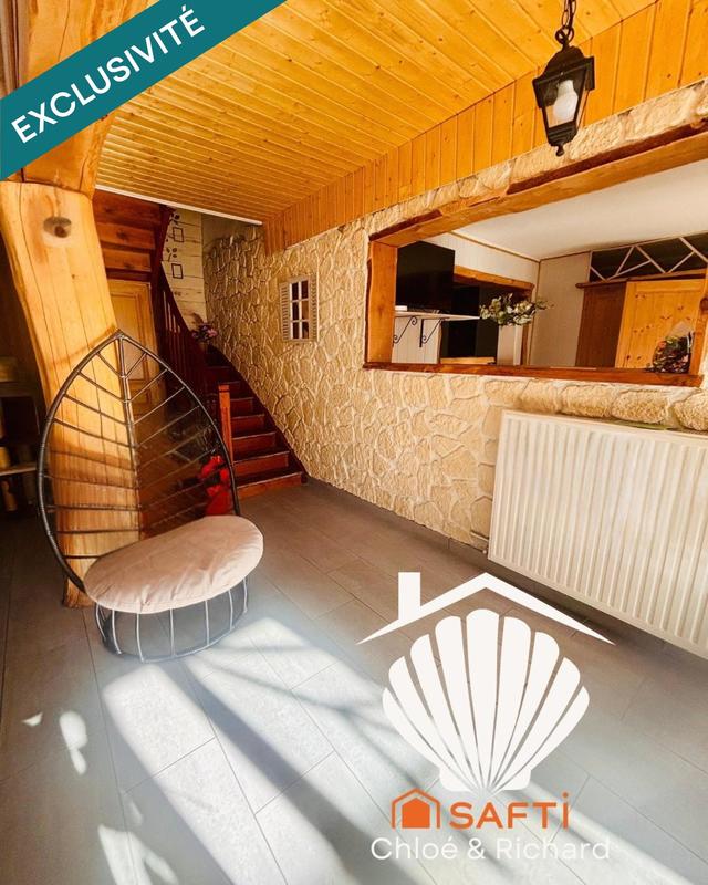 Maison - 180 m² - 8 pièces