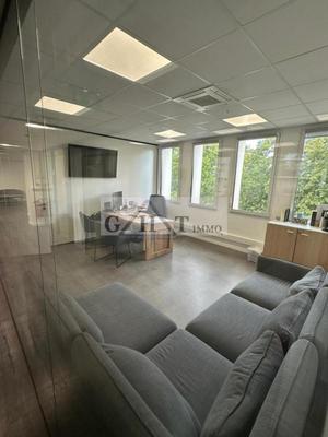 Bureau - 272 m²