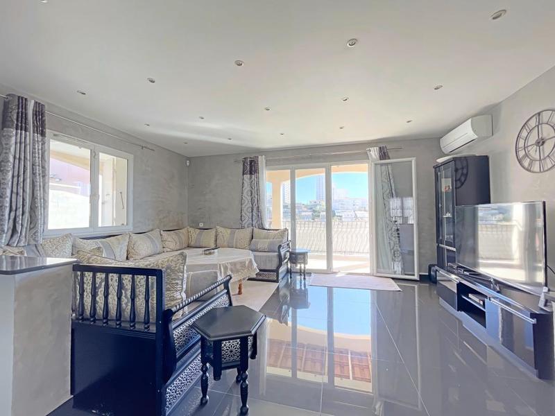 Villa - 185 m² - 8 pièces