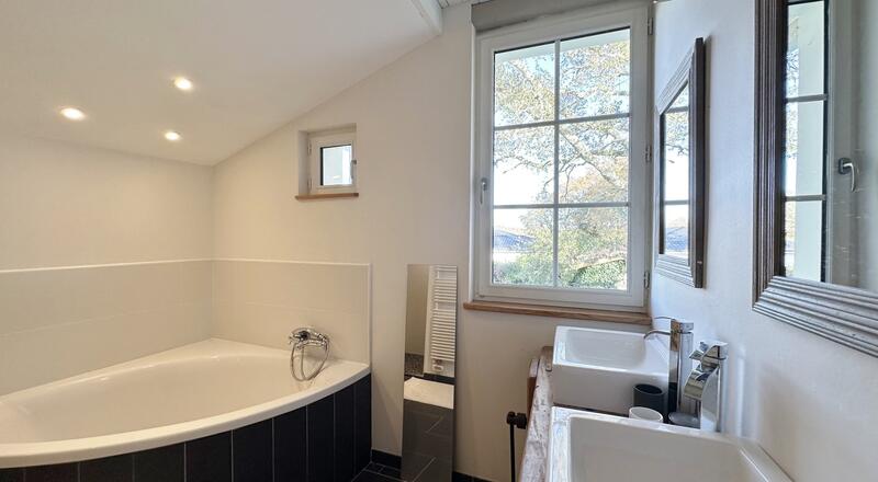 Maison - 205 m² - 7 pièces