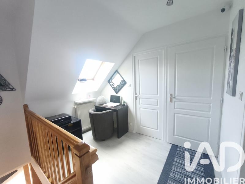 Maison - 250 m² - 8 pièces