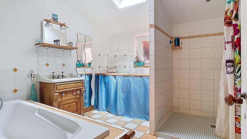 Maison en pierre - 120 m² - 5 pièces