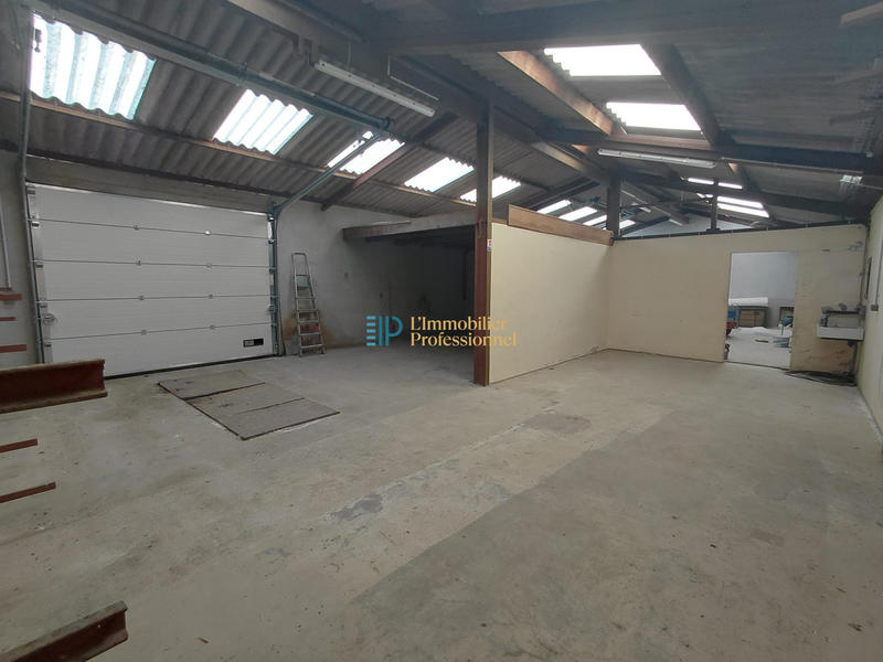 Local d'activités - 176 m² - 5 pièces
