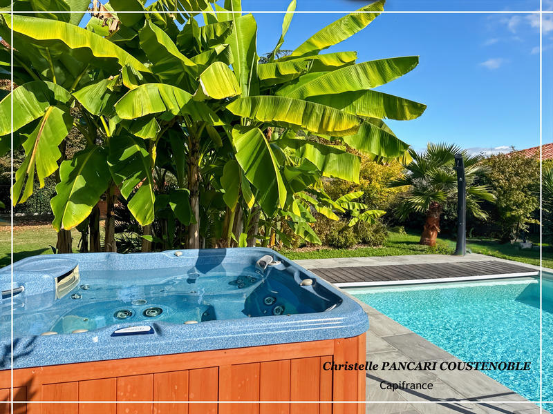 Villa - 204 m² - 6 pièces