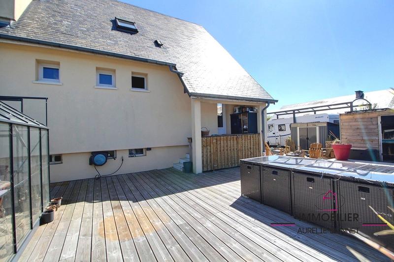 Maison - 125 m² - 7 pièces