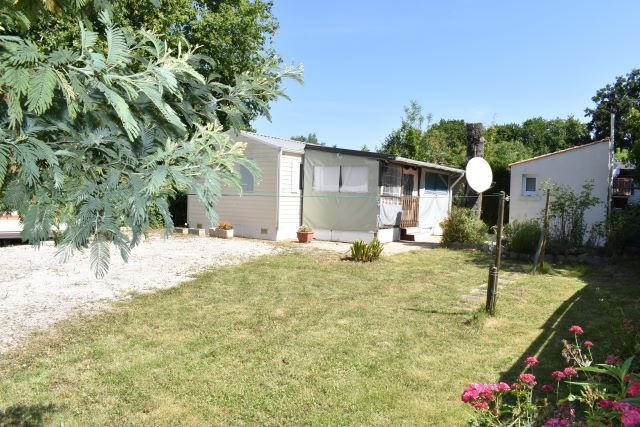 Terrain de loisirs - 366 m²