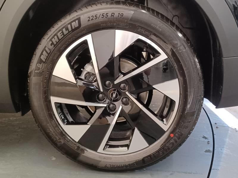 Opel grandland 1.2 Turbo Hybrid 136 ch e-Dct6 Gs