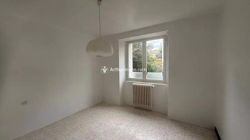 Maison - 98 m² - 5 pièces