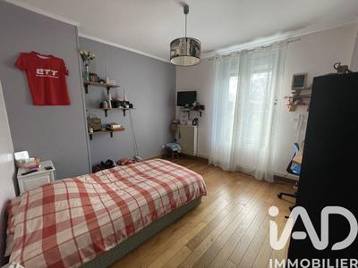 Maison - 179 m² - 6 pièces