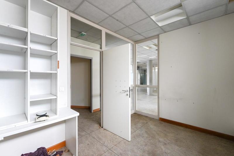 Bureau - 450 m²