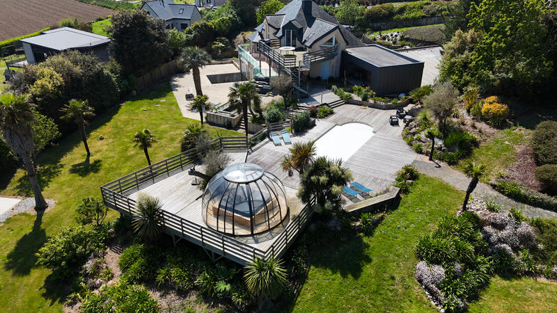 Maison - 170 m² - 5 pièces