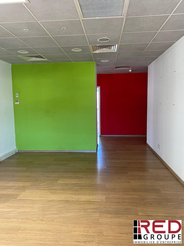 Bureau - 210 m²