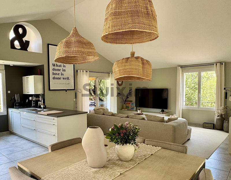 Villa - 187 m² - 5 pièces