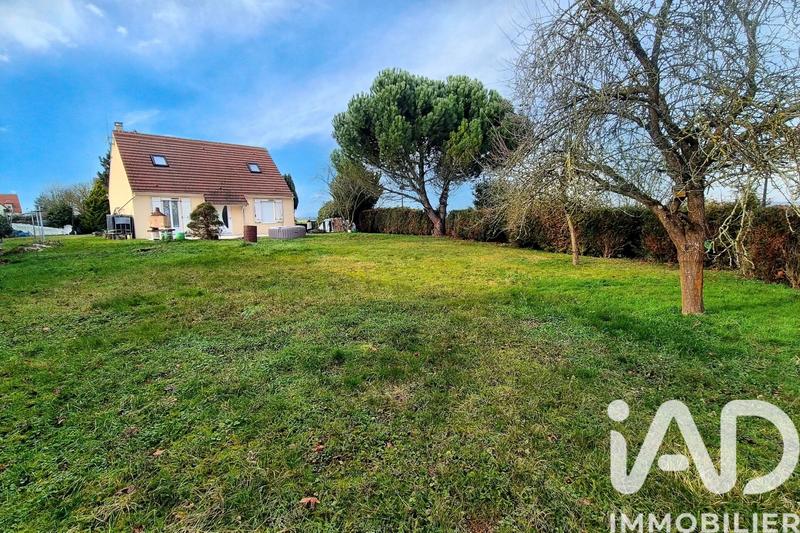 Maison - 95 m² - 6 pièces