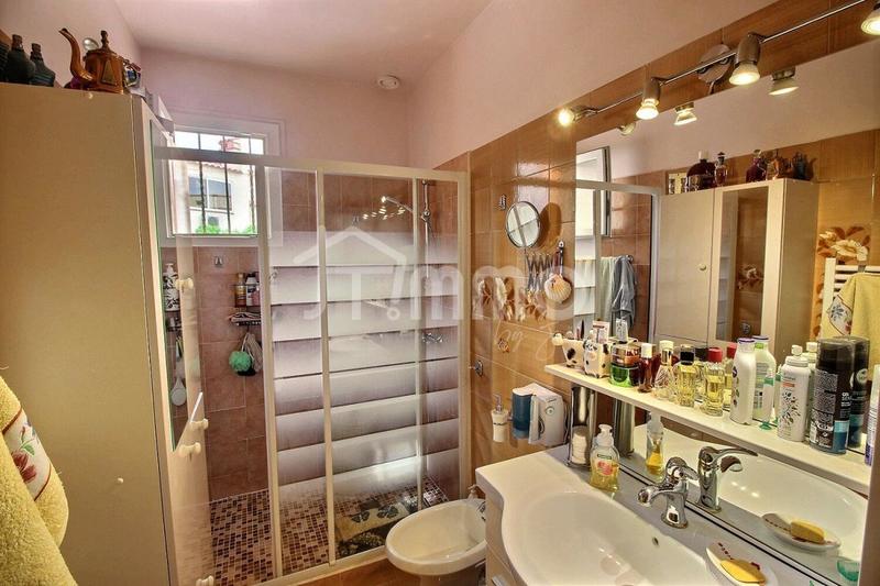 Villa - 130 m² - 5 pièces