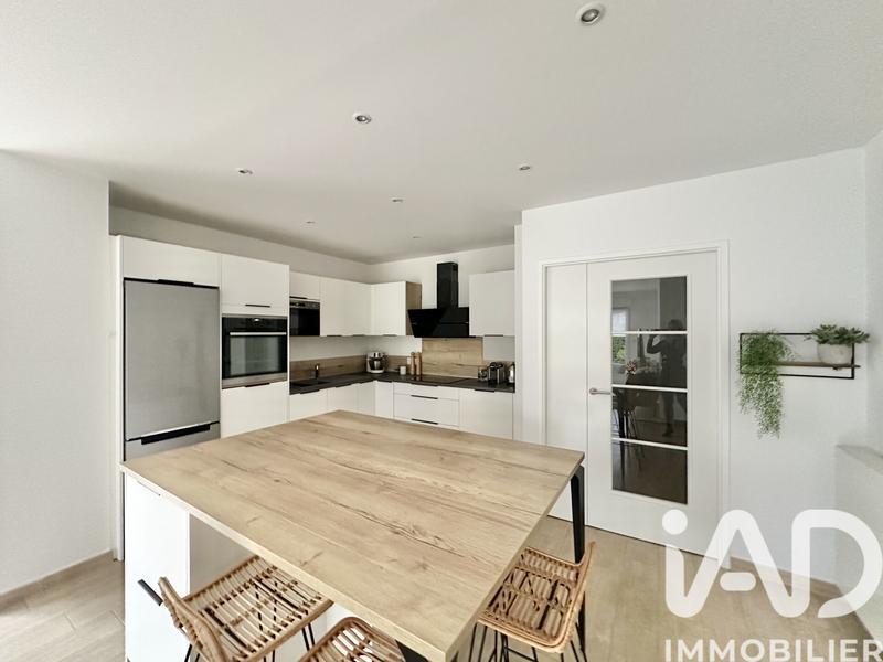 Appartement - 96 m² - 4 pièces