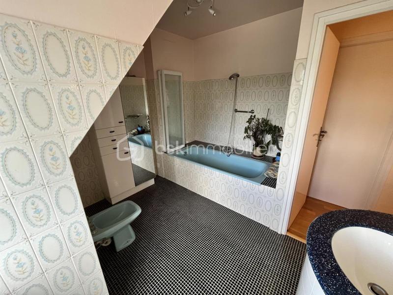 Maison - 124 m² - 6 pièces