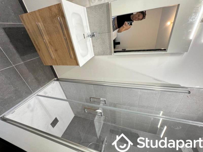 Chambre - 13 m² - 1 pièce