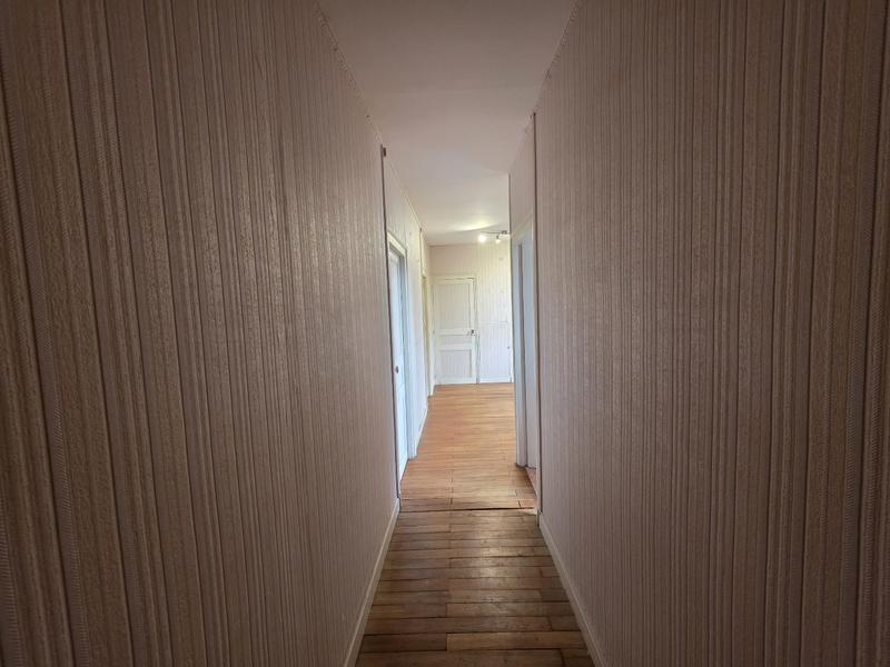 Maison - 182 m² - 6 pièces