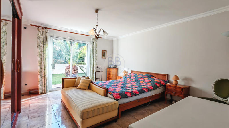 Maison - 163 m² - 6 pièces