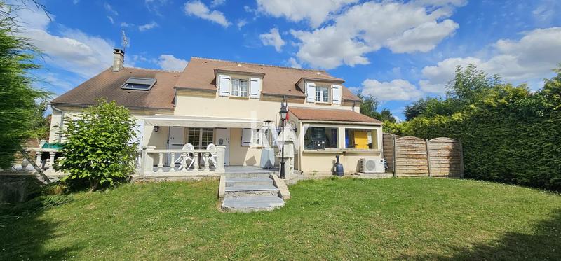 Propriété - 265 m² - 8 pièces