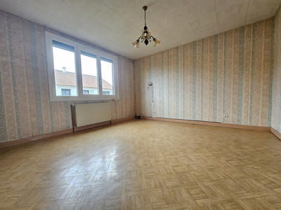 Maison - 86 m² - 5 pièces