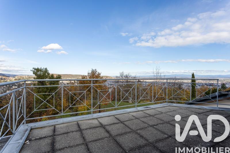 Maison de maîtres - 245 m² - 7 pièces