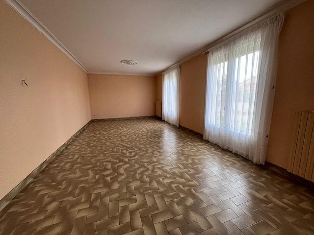 Maison traditionnelle - 93 m² - 4 pièces