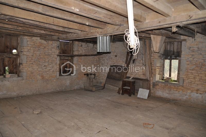 Corps de ferme - 80 m² - 1 pièce