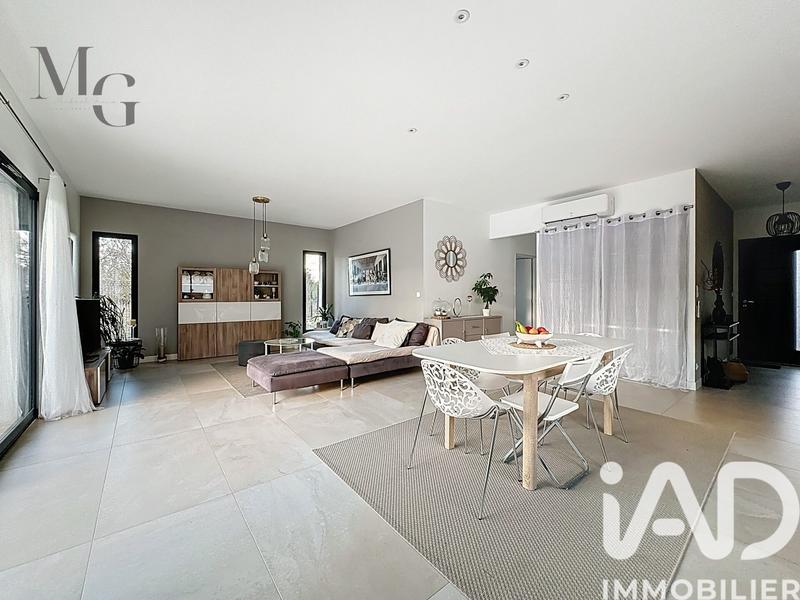 Maison - 108 m² - 4 pièces