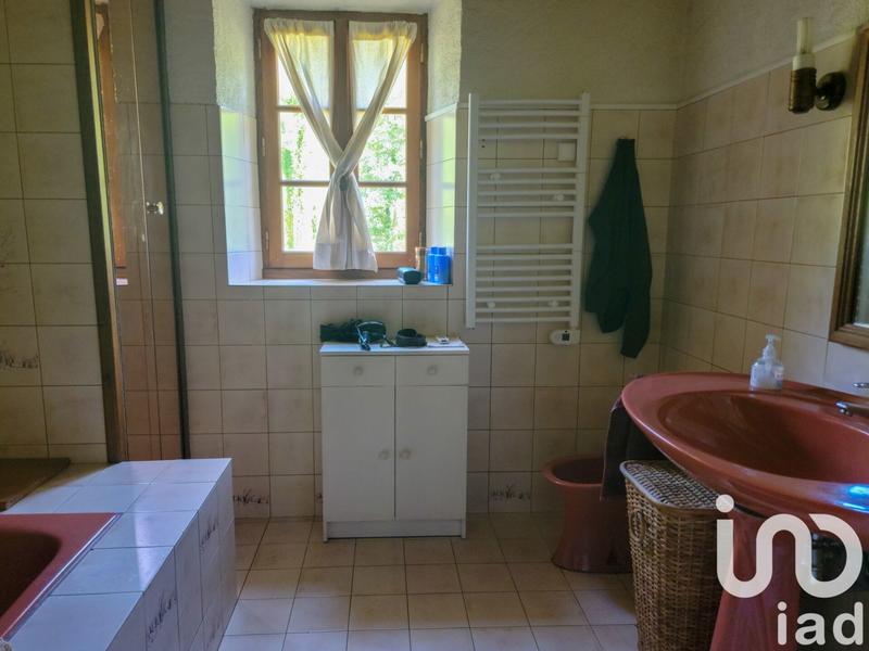 Maison - 180 m² - 7 pièces