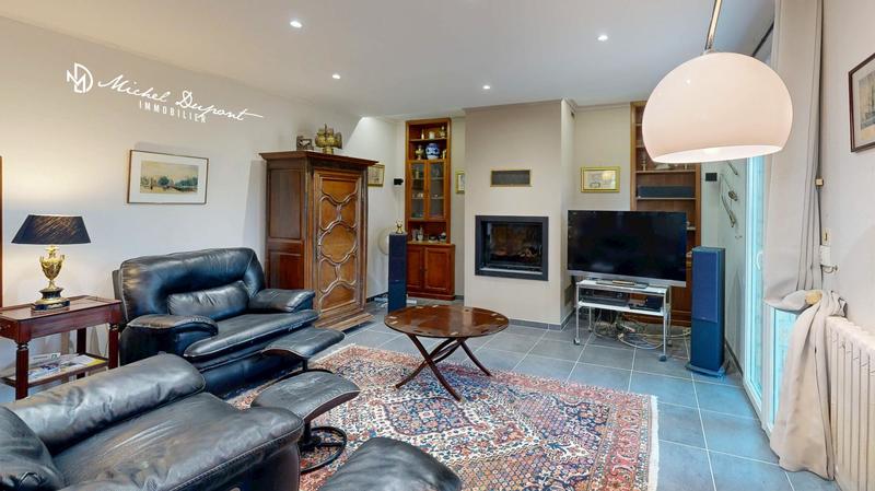 Maison - 153 m² - 8 pièces