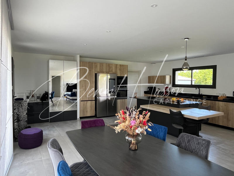 Maison - 157 m² - 5 pièces