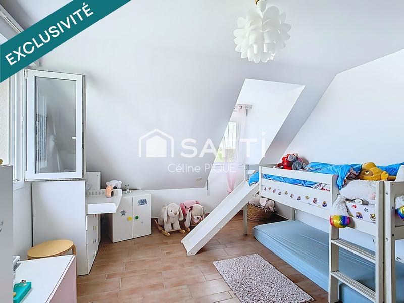 Maison - 255 m² - 9 pièces