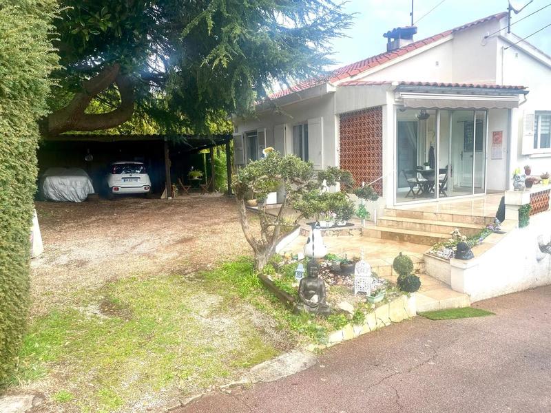 Villa - 174 m² - 6 pièces
