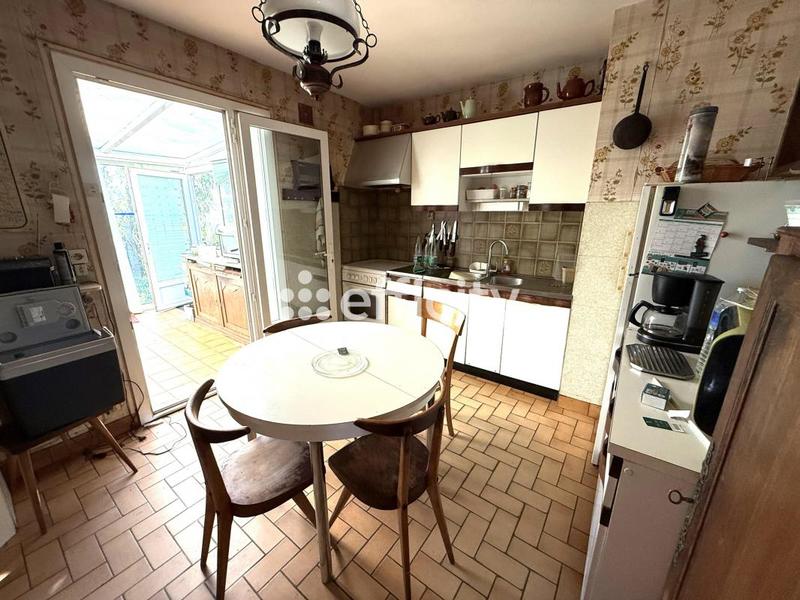 Maison - 93 m² - 5 pièces