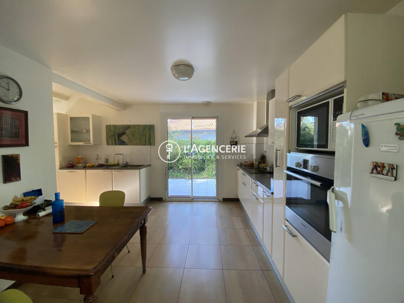 Maison - 138 m² - 5 pièces