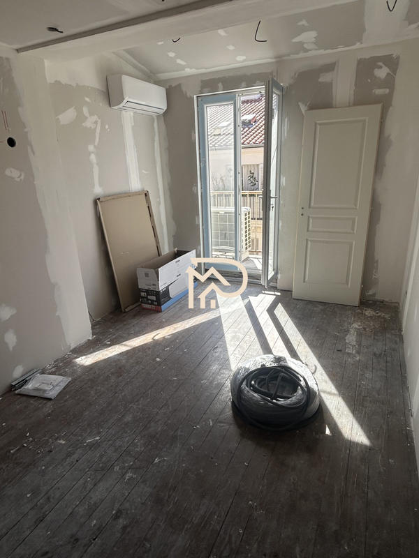 Local d'activités - 95 m²