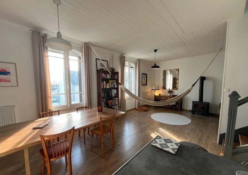 Maison - 101 m² - 5 pièces