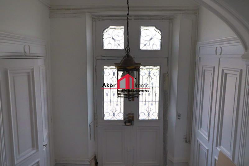 Bureau - 85 m² - 5 pièces