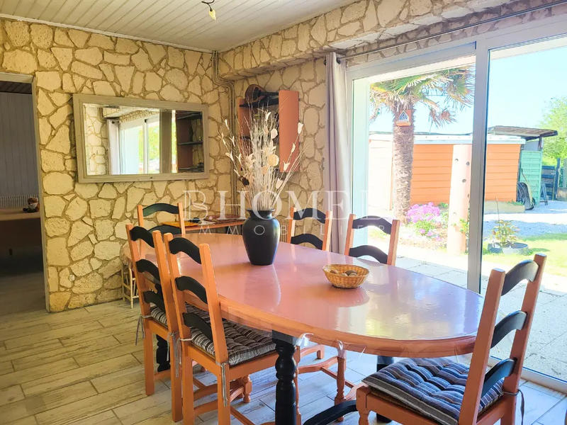 Maison - 110 m² - 6 pièces